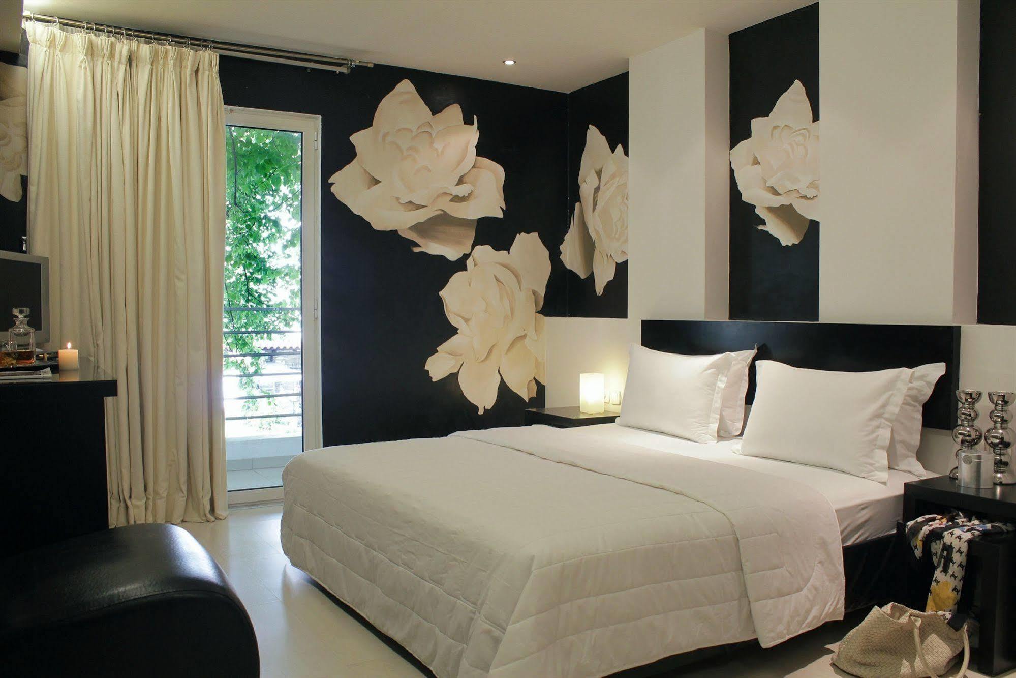 Galaxy Art Hotel โอราโยกาสโตร ภายนอก รูปภาพ